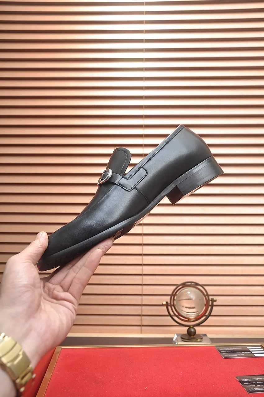 Men's shoes 💰520💶【Ferragamo/Ferragamo】The latest model in the counter. Original imported high-quality cowhide with open sides + imported 🐂 water-dyed cowhide lining + original luxury metal buckle + original combination outsole. No pressure for comparison. 38--45 (45 is custom-made and cannot be returned or exchanged)